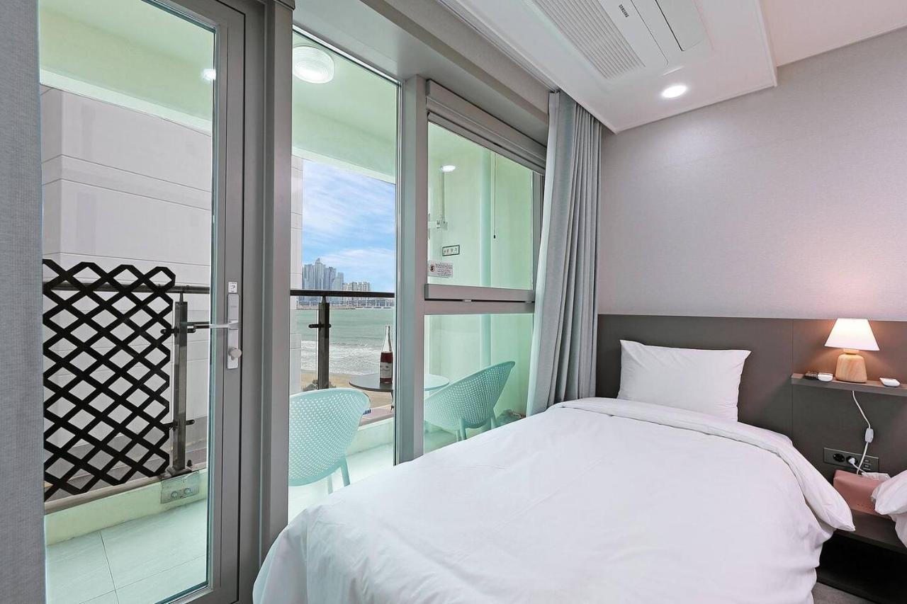 Elmomento Gwangan Hotel Busan Exterior photo