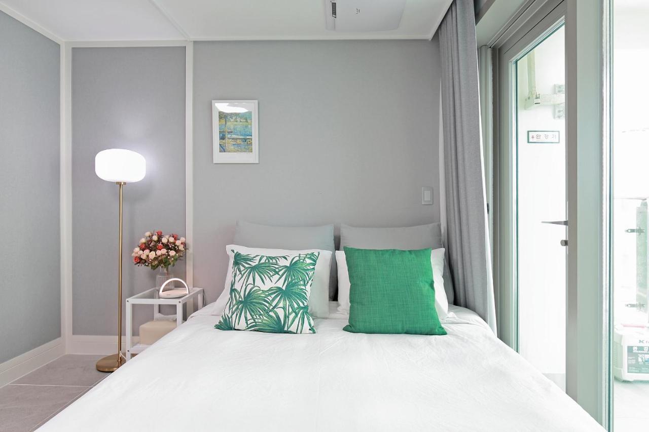 Elmomento Gwangan Hotel Busan Exterior photo