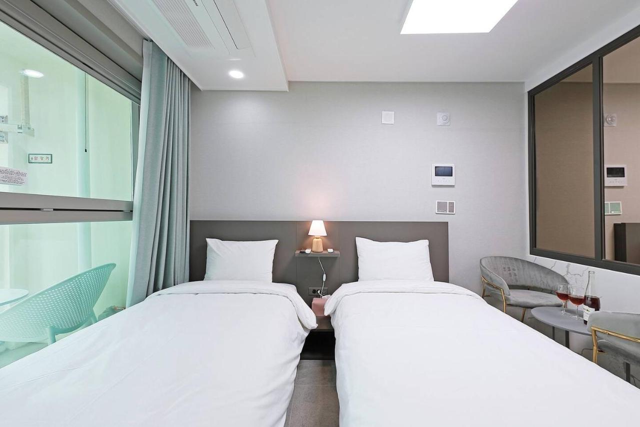 Elmomento Gwangan Hotel Busan Exterior photo