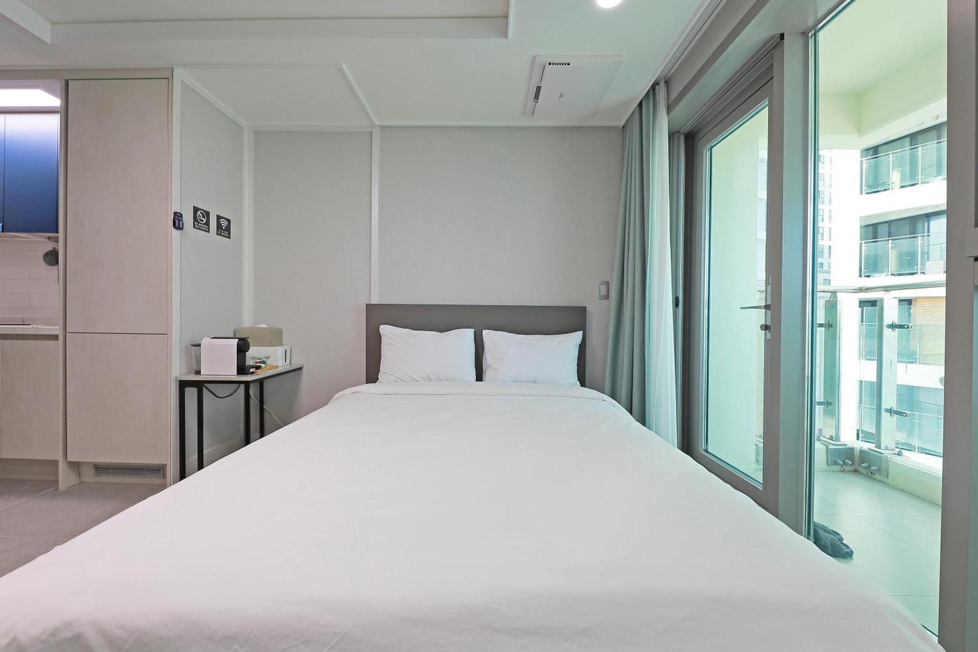 Elmomento Gwangan Hotel Busan Exterior photo